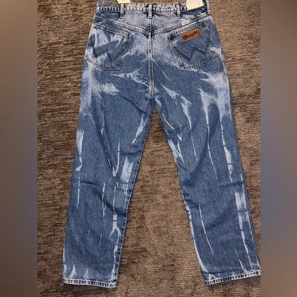 WRANGLER LOOSE FIT MENS JEANS SIZE 32 x 34 BLEACHED COWBOY WEST ANTHROPOLOGIE - Picture 3 of 6